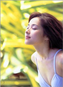 1649400_54531.jpg (13859 bytes)